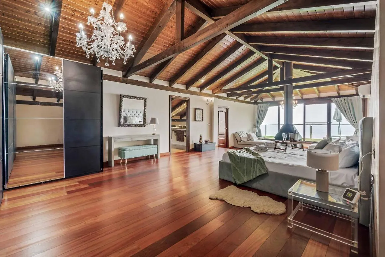 Villa La Sultana Nerja 0*,  İspanya